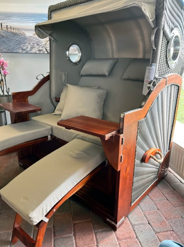 Strandkorb L 136cm Teak mit Bullaugen
